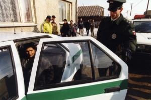 Policisté byli sice mimo službu, ale trestu za šikanu se nevyhnou.